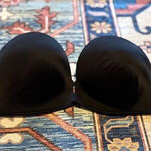 Victorias Secret Bombshell Strapless Black Push-Up Bra